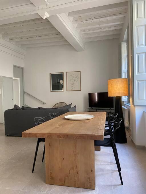 Appartement Avec Ventilateurs Proche Du Palais Des Papes Avignon Exteriér fotografie