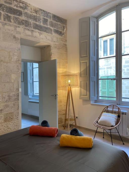 Appartement Avec Ventilateurs Proche Du Palais Des Papes Avignon Exteriér fotografie